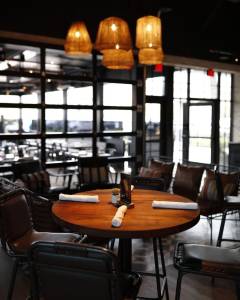 Helicopter Tour and Dinner at Eureka Tasting Kitchen - Image 9